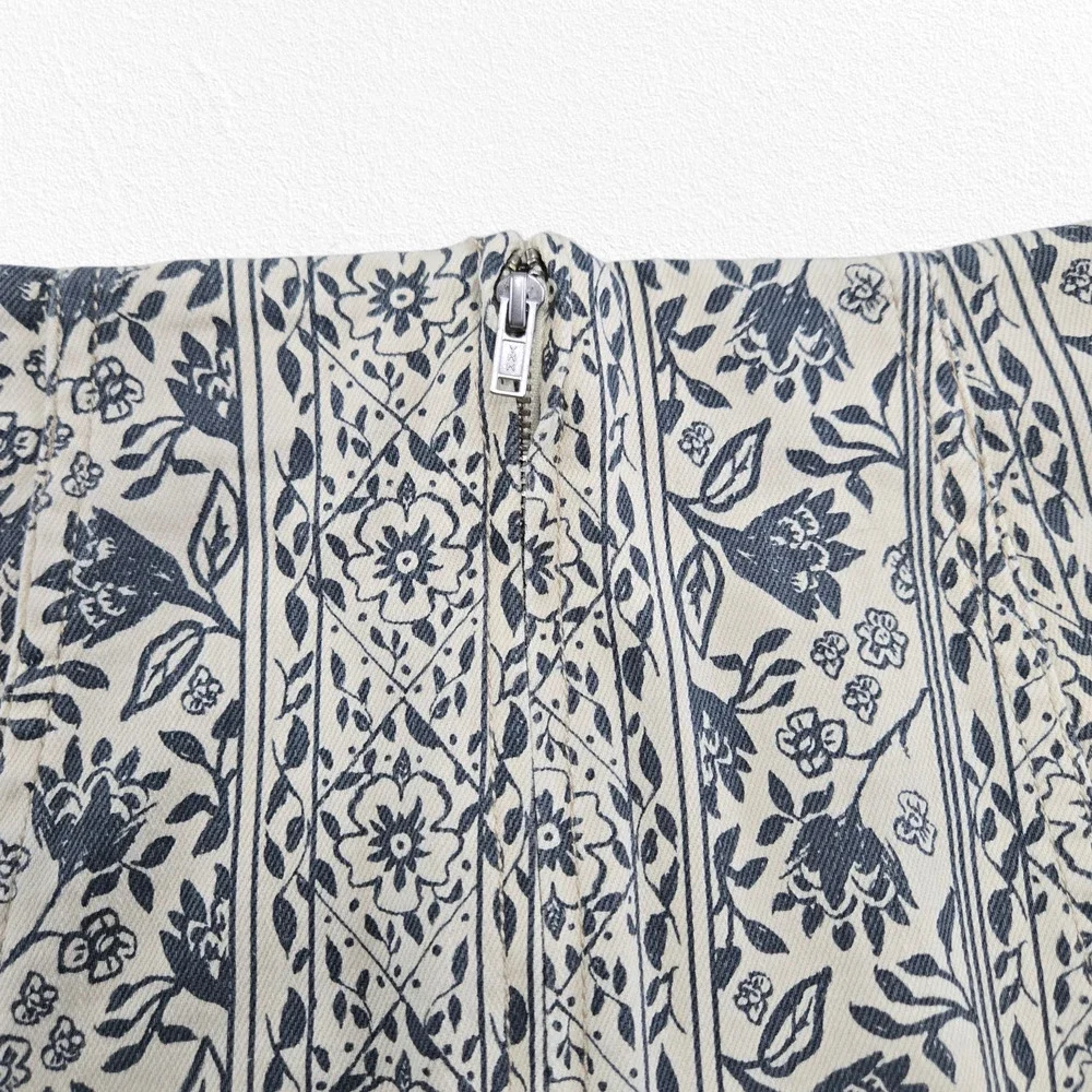 Free People Macadamia Combo Ivory Floral Mini Skirt Cotton Blend Boho Size 0